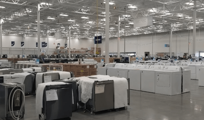 Read more about the article Discover Savings and Quality at the Lowe’s Outlet Store in Meriden, Connecticut, USA