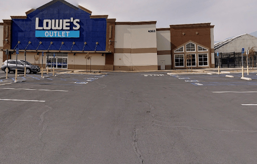 Lowe's Outlet Store in San Bernardino, California