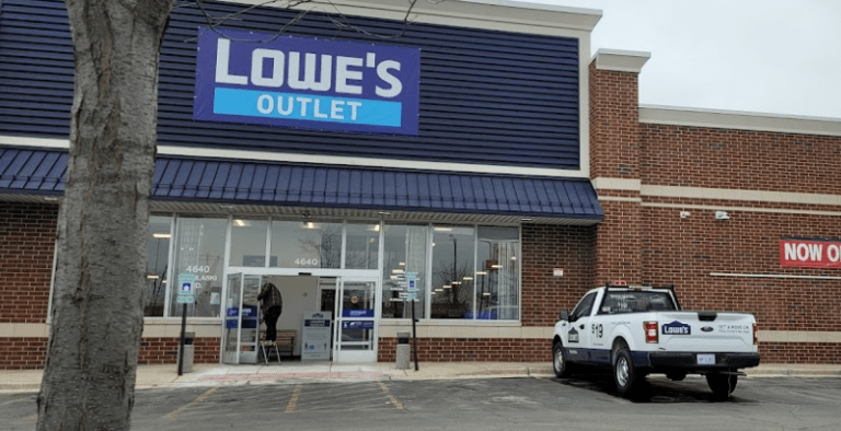 Read more about the article Lowe’s Chicago Outlet- Affordable Home Essentials