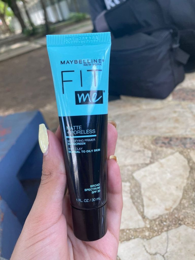 Maybelline Fit Me Matte + Poreless Mattifying Face Primer Makeup With Sunscreen, Broad Spectrum SPF 20, 16HR Wear, Shine Control, Clear, 1 Count