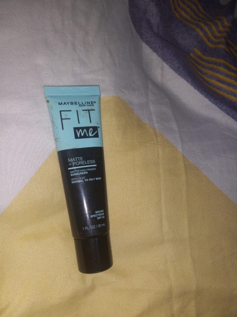 Maybelline Fit Me Matte + Poreless Mattifying Face Primer Makeup With Sunscreen, Broad Spectrum SPF 20, 16HR Wear, Shine Control, Clear, 1 Count