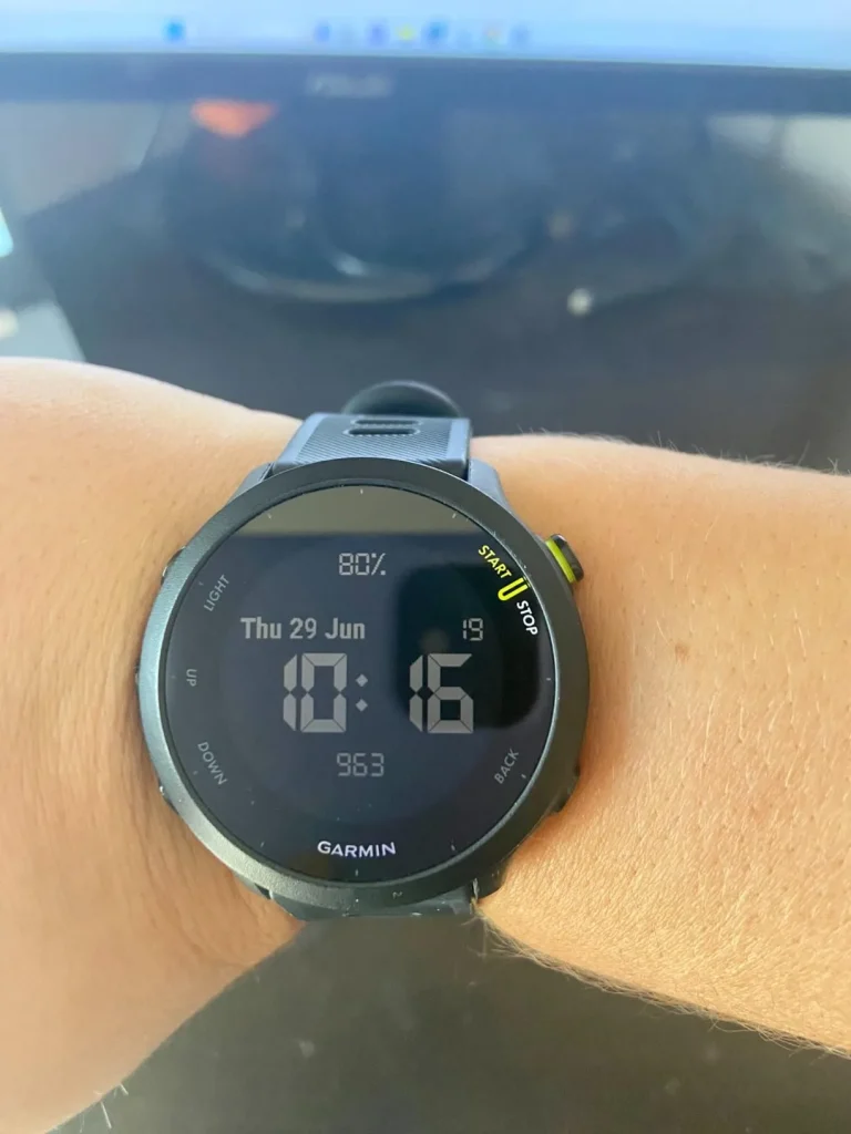 Garmin 010-02562-00 Forerunner 55, GPS Running Watch with Daily Suggested Workouts, Up to 2 weeks of Battery Life, Black