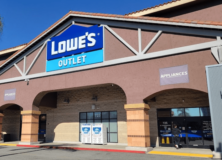 Outlet Store in HX Monrovia, California